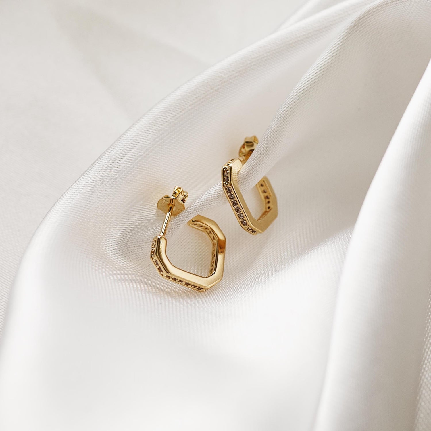 Square Hoop Earrings, Geometric Minimalist Jewelry, 18k Gold Filled